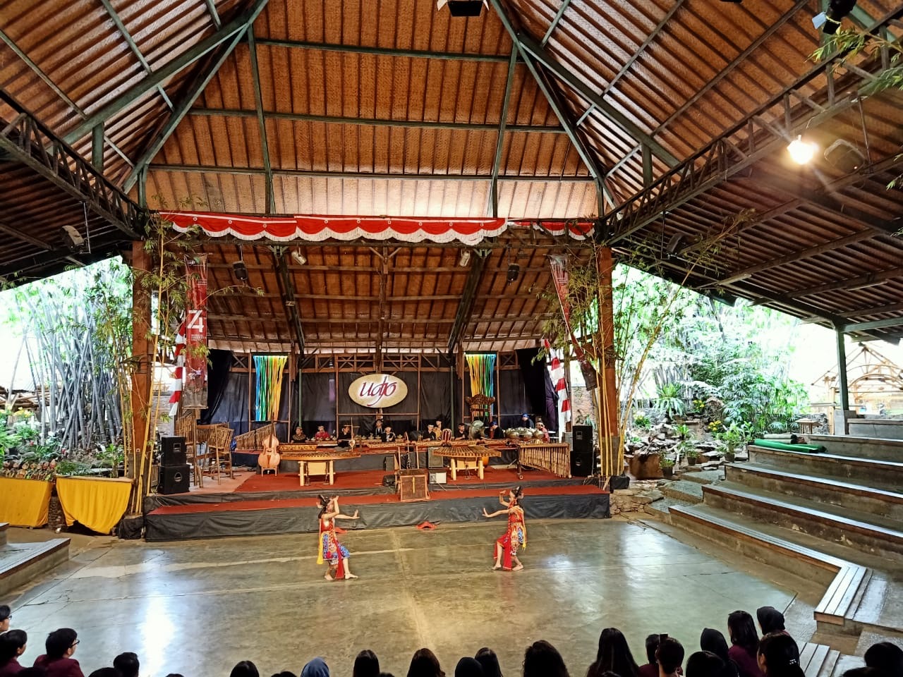 Saung Mangudjo Study Trip: Students’ Comments.