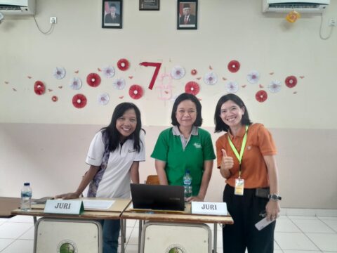 Judging A Storytelling Competition